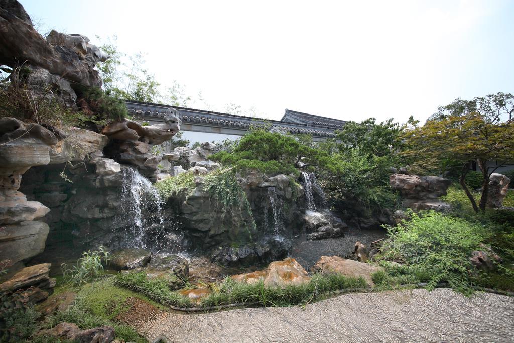 Yangzhou Centre And Residence Екстер'єр фото