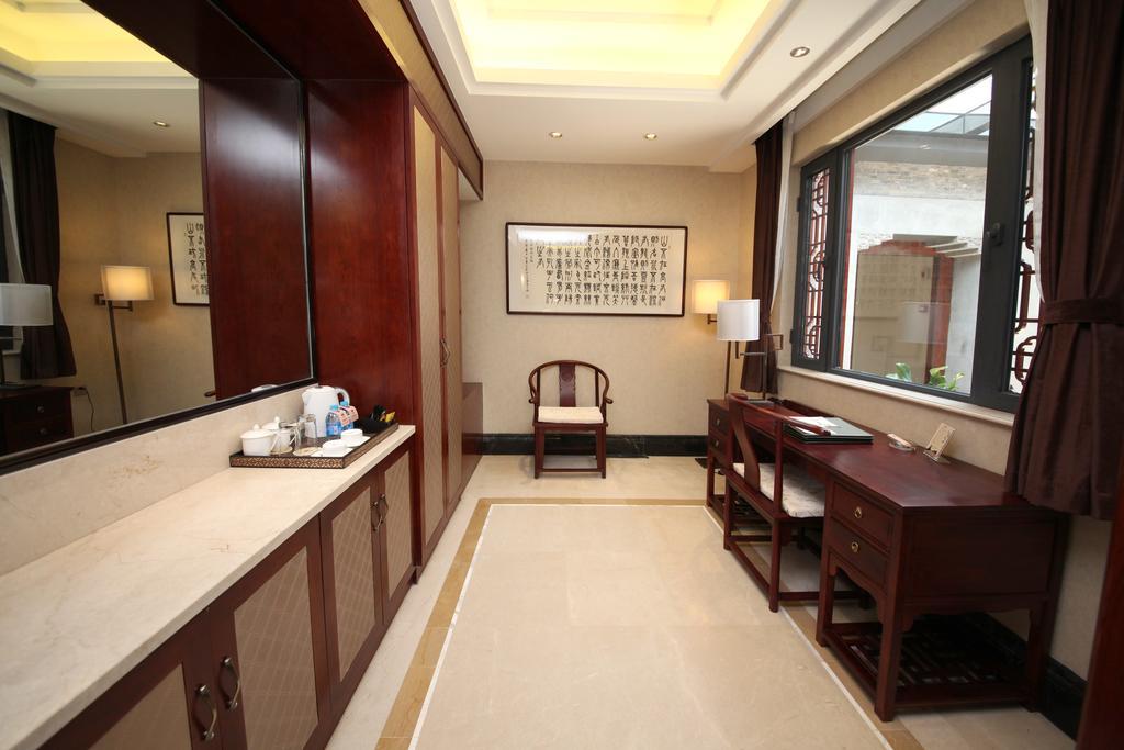 Yangzhou Centre And Residence Екстер'єр фото
